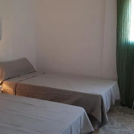 Coqueto Apartamento De 3 Dormitorios La Jara (Valencia)